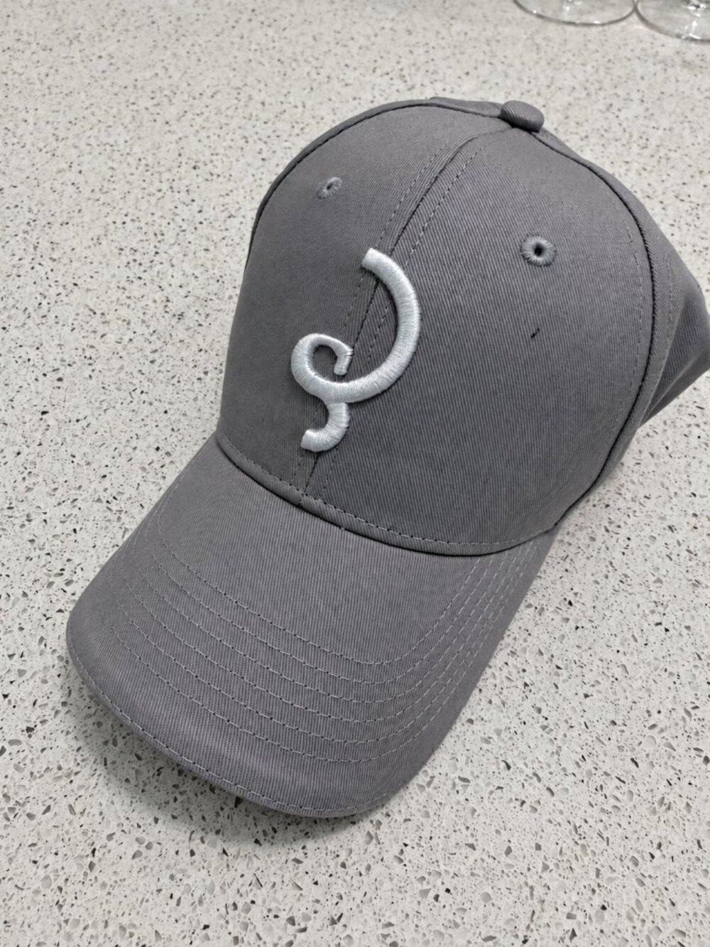 CHAMPAGNE BILLECART SALMON Baseball cap grey like new